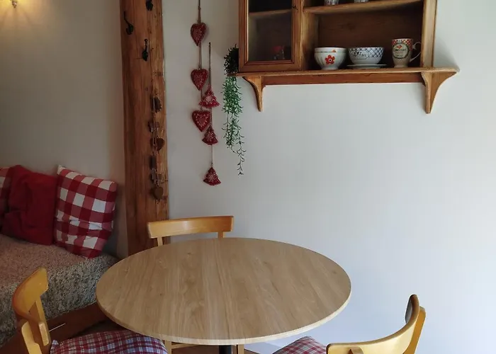 La Grange, Appartement Avec Jardin Et Jacuzzi \