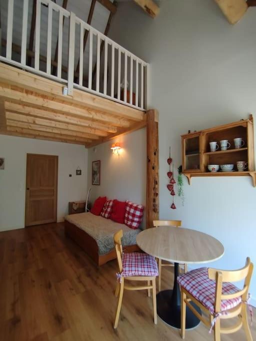 Apartment La Grange, Avec Jardin Et Jacuzzi 