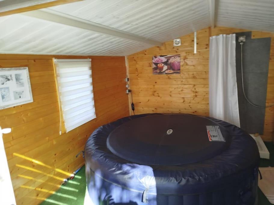 La Grange, Avec Jardin Et Jacuzzi 