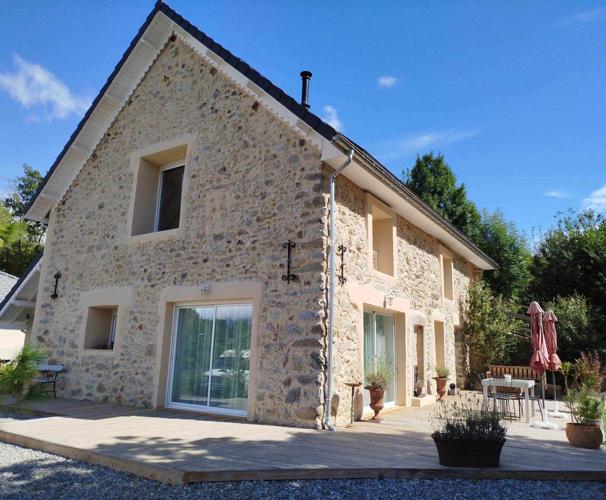 Apartment La Grange, Avec Jardin Et Jacuzzi 